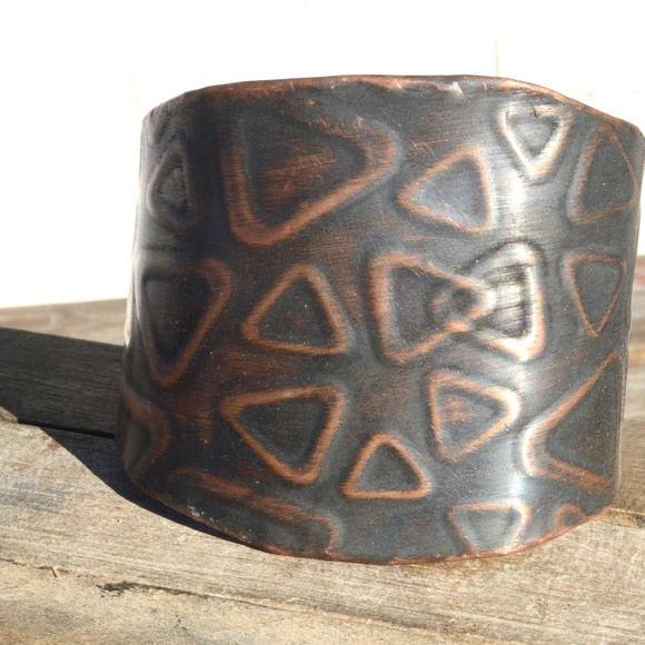 Geometric Triangle Copper Patina Cuff Bracelet - Picture 3 of 8